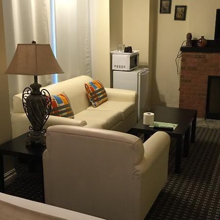 Adas Guesthouse Toronto Zimmer foto
